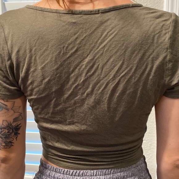 Top - Picture 2 of 2